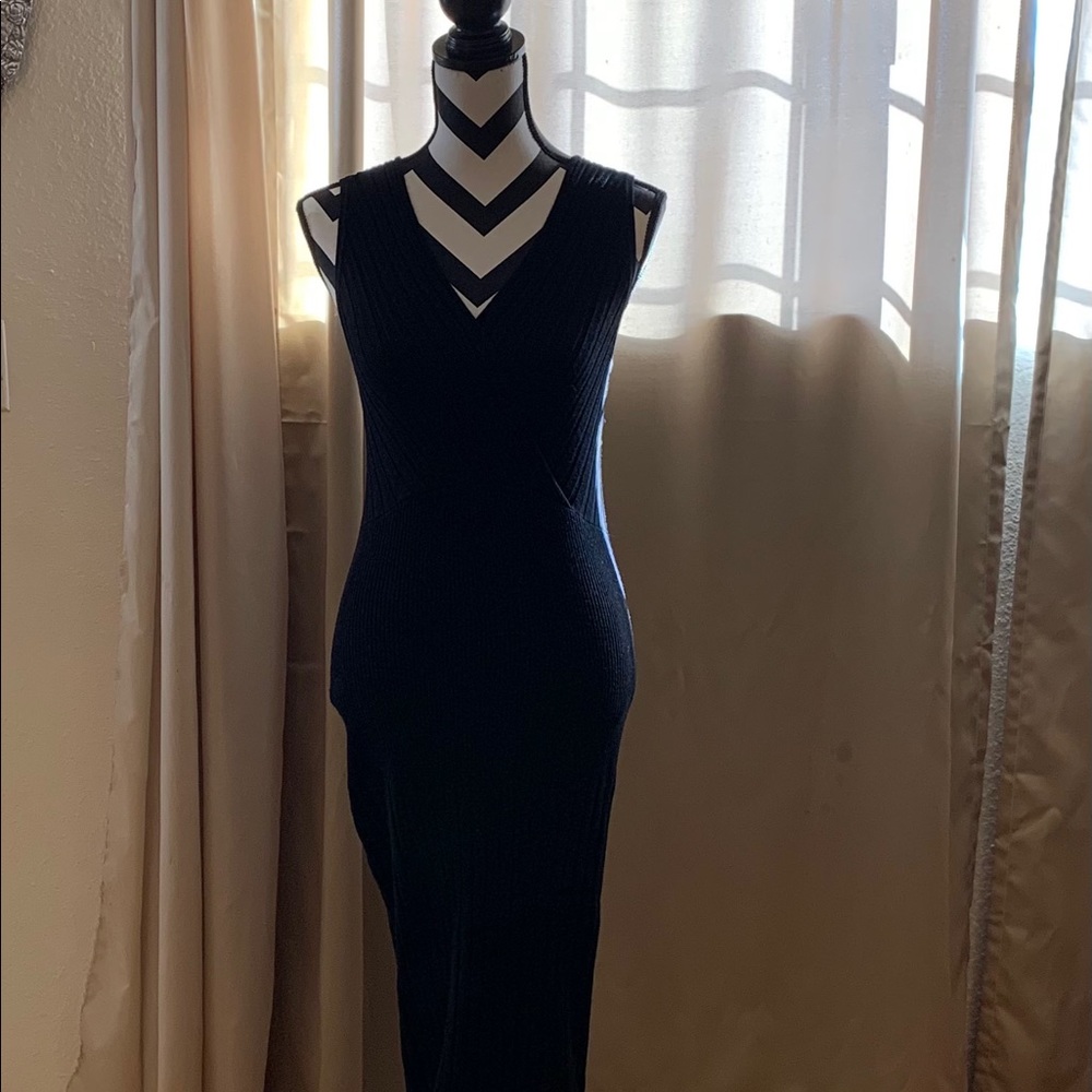 Dress - Picture 2 of 7